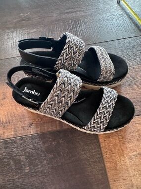 Jambu Destiny Platform Sandals Size 7 Black Woven Comfort Slingback